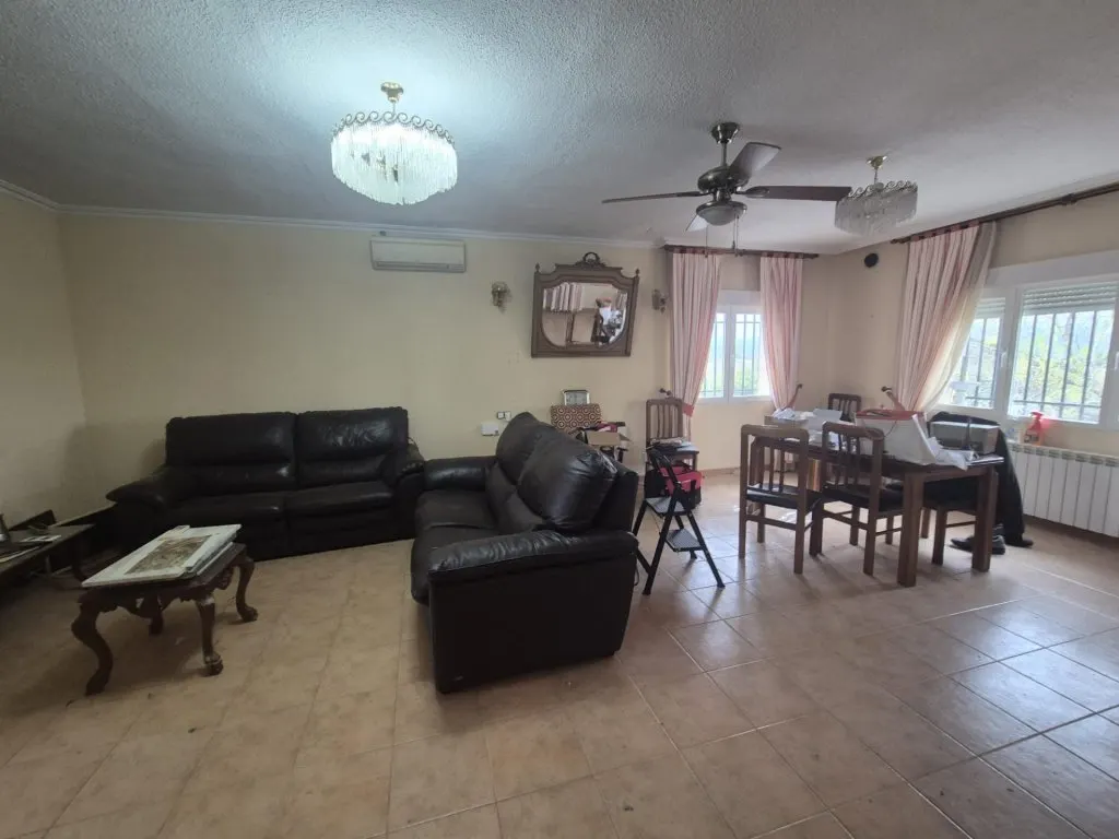 Casa rustica en Villanueva de Perales